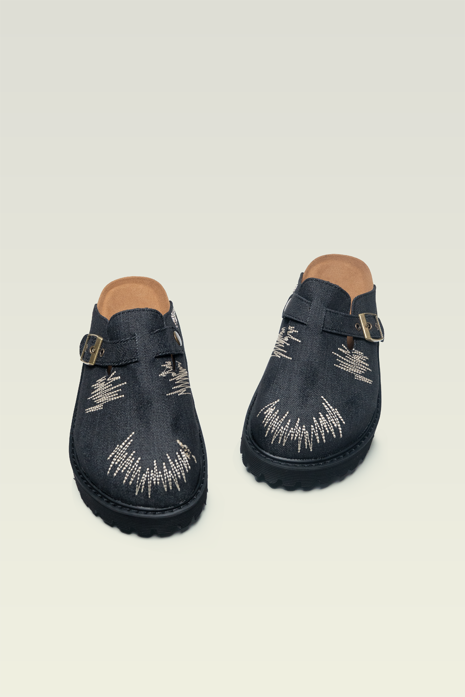 Vintage Distressed Closed Toe Slip On Mules